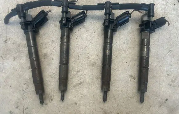 BMW 1 F20 F21 Fuel injectors set 0445116024
