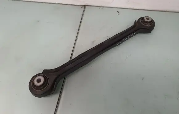 BMW X1 E84 Rear control arm 6763471 33326763471 33322406290