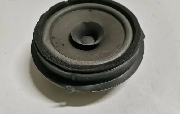 Ford Mustang V Front door speaker DS7T18808AB