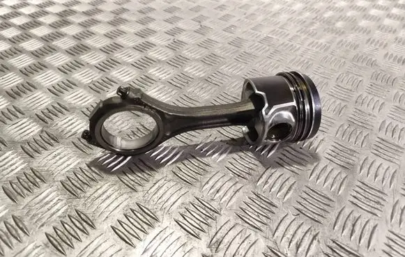 Audi A6 S6 C6 4F Piston with connecting rod 174 059AB