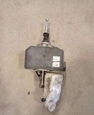 Chevrolet Volt II Master brake cylinder 0204N00002 84006919