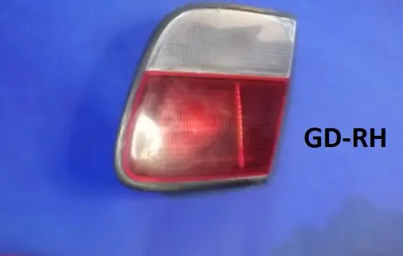 Nissan Almera Tailgate rear/tail lights A06HB