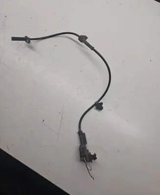 Ford Mustang VI ABS rear brake sensor FR3C2C190BA