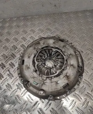 Audi A3 S3 8P Pressure plate 