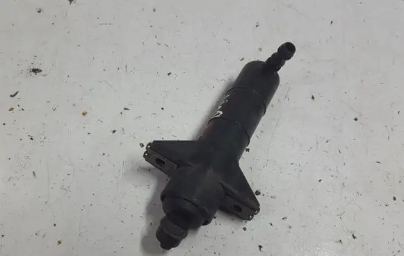 Hyundai i40 Headlight washer spray nozzle 