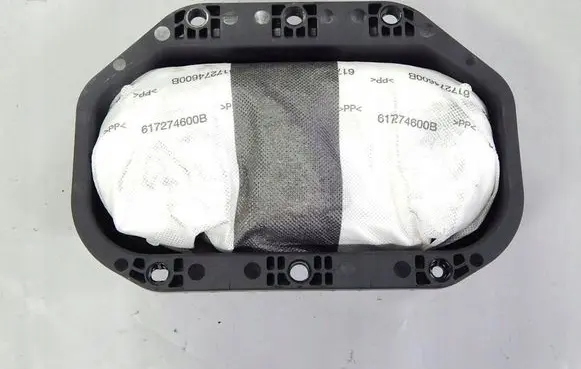 Opel Astra J Passenger airbag