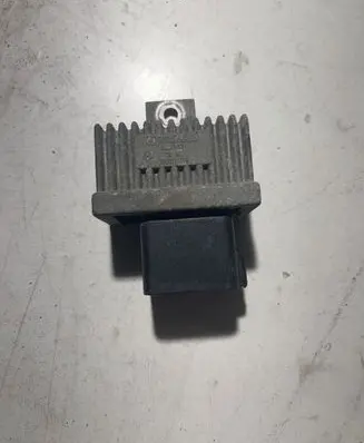 Renault Kangoo I Glow plug pre-heat relay 7700115078