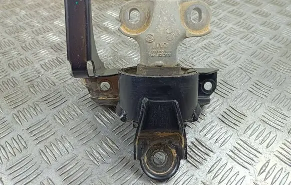 MG ZS Gearbox mount 10241848