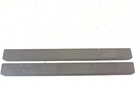 Renault Megane III Side skirt front trim 768520029R 768520015R