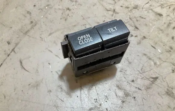 Lexus CT 200H Other switches/knobs/shifts 66170686
