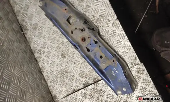 Opel Astra H Top upper radiator support slam panel