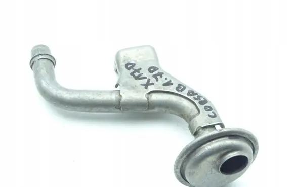 Opel Corsa B Oil pump 