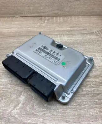Volkswagen PASSAT B5 Engine control unit/module ECU 3B1907401B 0281010447