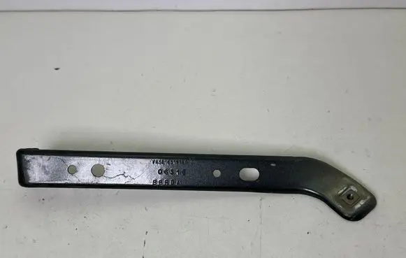 Ford Mustang VI Fender mounting bracket FR3B16C199BC