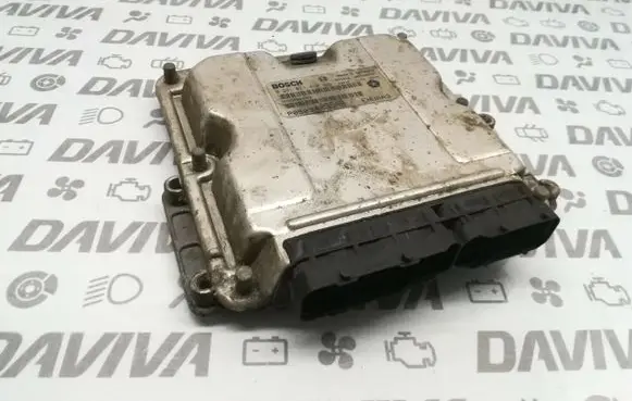 Chrysler PT Cruiser Engine control unit/module P05034035AB 0281011410