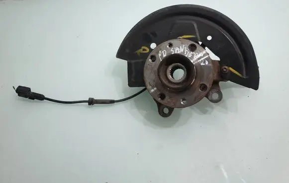 Dacia Sandero II Front wheel hub