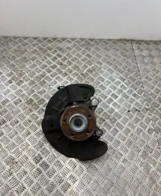 Mercedes-Benz B W247 Front wheel hub A2473320800