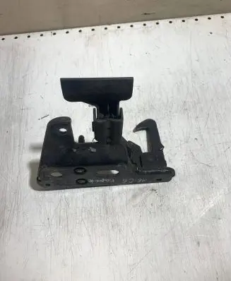 Audi A6 S6 C6 4F Engine bonnet/hood lock/latch loop/hook 4F0823480A