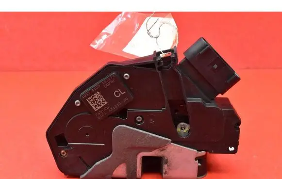 Ford Fiesta Front door lock 8A6AA21813AG