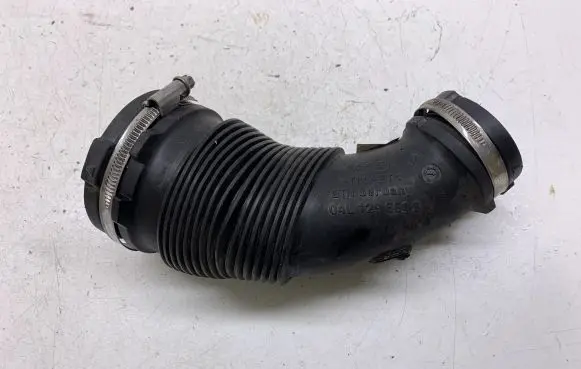 Audi A4 S4 B9 Air intake duct part 04L129661B