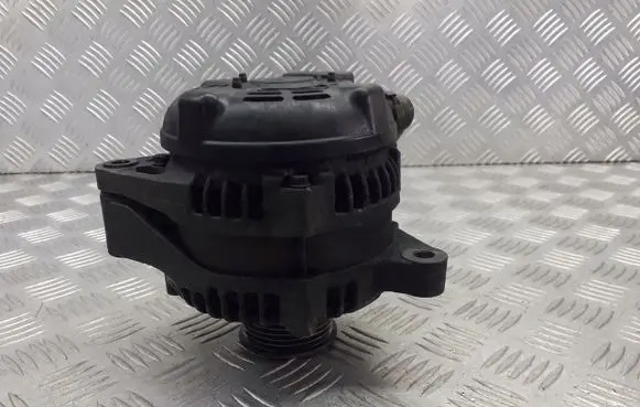 Toyota Corolla E120 E130 Generator/alternator 27060-25070