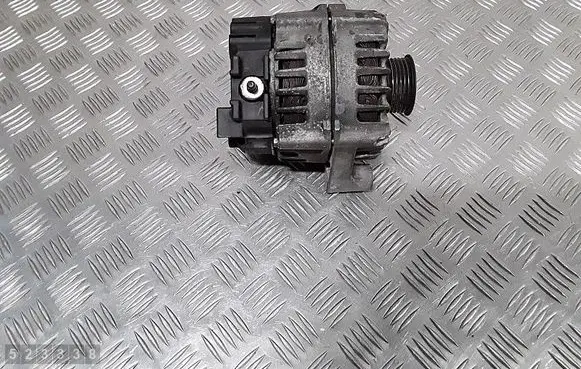 BMW 1 E81 E87 Generator/alternator 7802261 2543461E