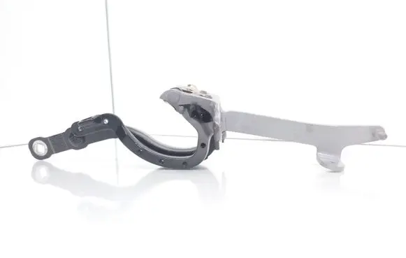 BMW 5 G30 G31 Tailgate/trunk/boot hinge 7390413