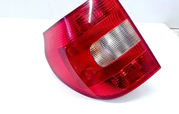 Skoda Yeti (5L) Rear/tail lights 5L0945095 5L0945111