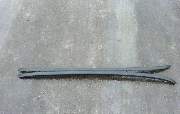 Seat Leon (5F) Roof bar rail