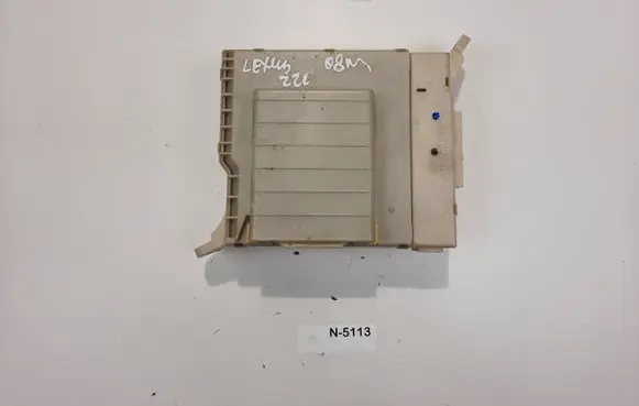 Lexus IS 220D-250-350 Fuse box set 8273053025