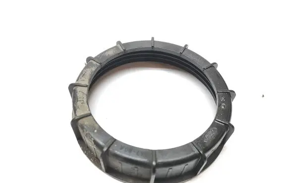 Volvo V40 In tank fuel pump screw locking ring/nut 