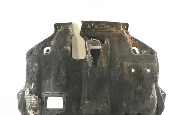 Ford Focus Engine splash shield/under tray