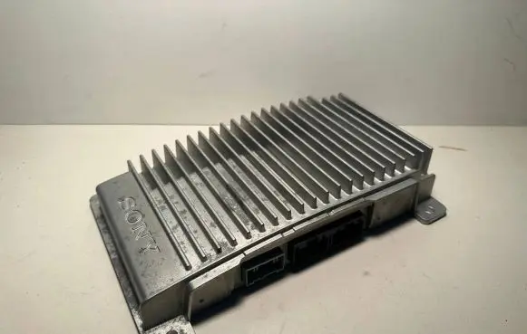 Ford Focus Sound amplifier CT4T18B849AJ MBT4TB849DB DAY1406120