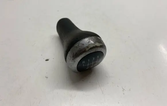 BMW X3 E83 Gear shifter/selector 