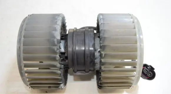 Audi A8 S8 D3 4E Heater fan/blower 0130111047