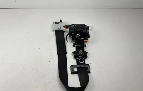 Nissan Leaf II (ZE1) Front seatbelt 100X090RH 1109260919 040512800B
