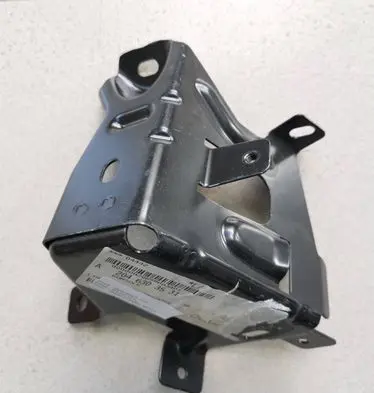 Mercedes-Benz GLK (X204) Bracket in trunk/boot A2046303531 2046303531