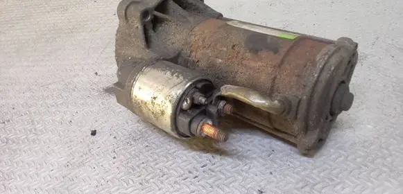 Peugeot 407 Starter motor 964972280