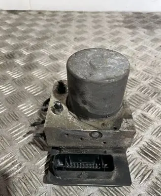 Audi A4 S4 B8 8K ABS Pump 8K0907379R 8041K0065