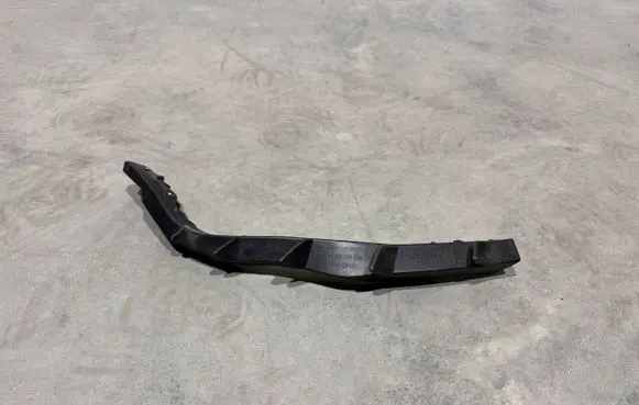 KIA Rio Front bumper mounting bracket 865811W200