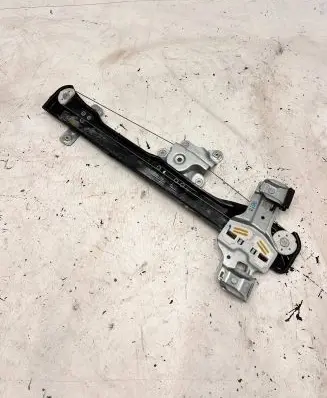 Opel Mokka X Front window lifting mechanism without motor 2196