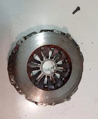 Opel Astra H Pressure plate 121006410