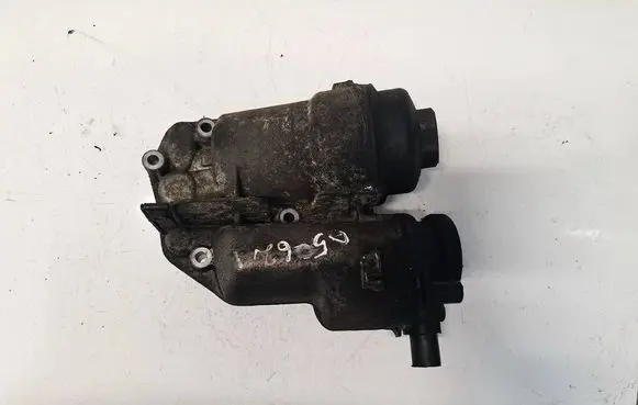 Volvo XC90 Oil filter cover 6740230250