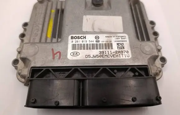 KIA Ceed Engine control unit/module 391112A970 0281019544 1039S59669
