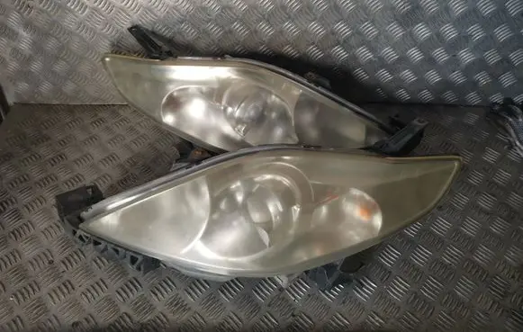 Mazda 5 Headlights/headlamps set W3T15671