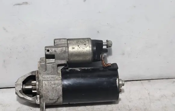 Mercedes-Benz A W169 Starter motor A0051517401 0001108217