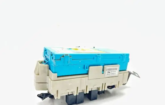 Mitsubishi Grandis Fuse module 1mr587655