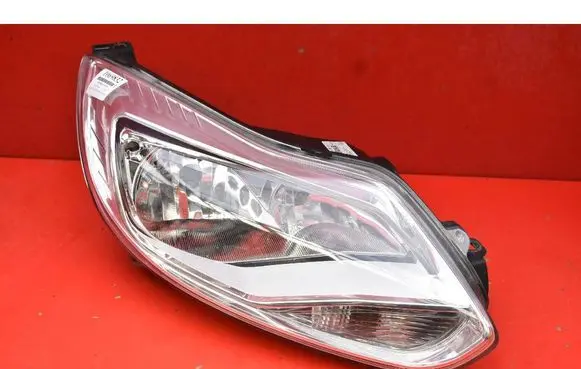 Ford Focus Headlight/headlamp BM5113W029AK