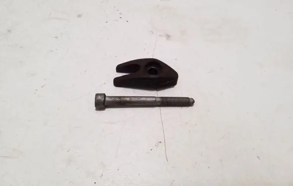 Ford Galaxy Fuel Injector clamp holder 9674341880