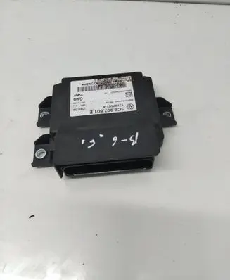 Volkswagen PASSAT B6 Hand brake control module 17767601A 3C8907801E 000002424321